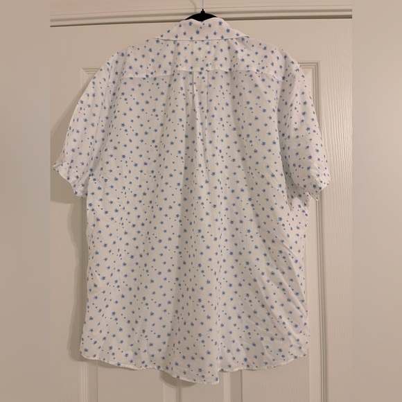 Men’s johnnie-O Hangin' Out Benson Blue Floral Button Up Shirt Size XL - Picture 4 of 7
